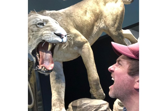 Photo with fleshed out Saber-toothed Cat