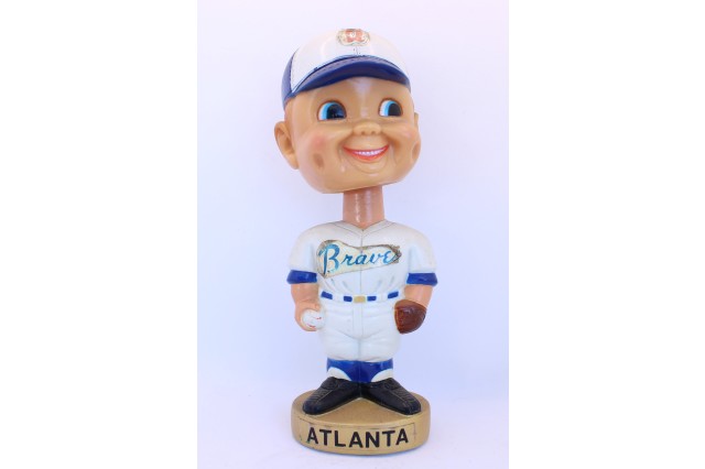 early Braves bobblehead-generic face