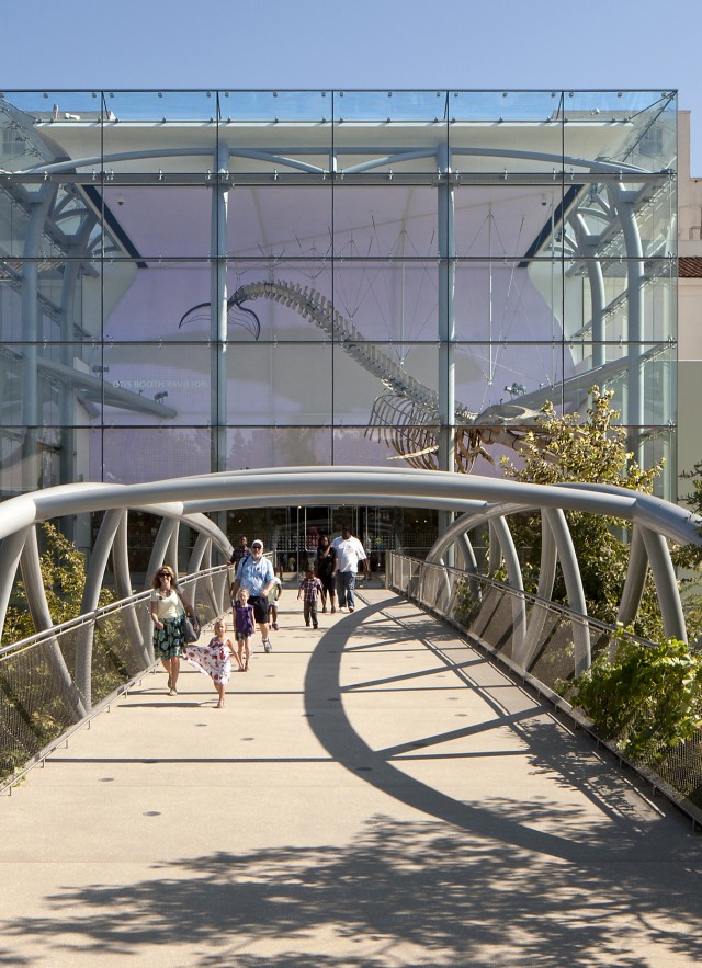 otis booth pavilion and elaine otter leventhal bridge NHM north entrance